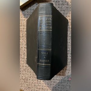Winston Cumulative Loose-Leaf Encyclopedia. Good condition copyright 1923